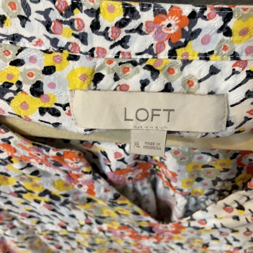 LOFT BLOUSE - Picture 3 of 4